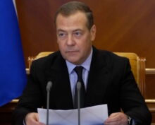 Медведев