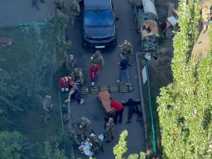 Зеленский уволил сотрудника СБУ Храмова после перестрелки в Киеве