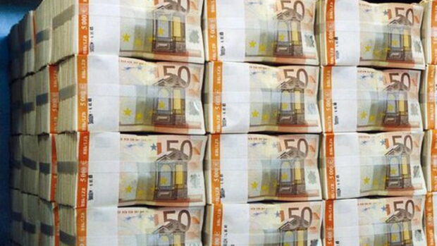 €210 млрд активов РФ хотят отдать Киеву: 27 стран ЕС разделят риск конфискации