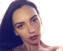 Серябкина показала фигуру в микробикини
