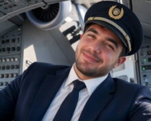 Пилот Flydubai, напавший на командира