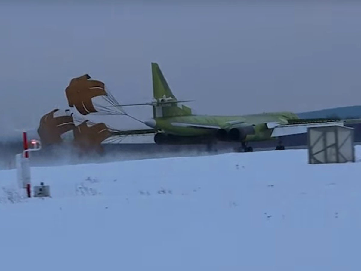 Ту-160М